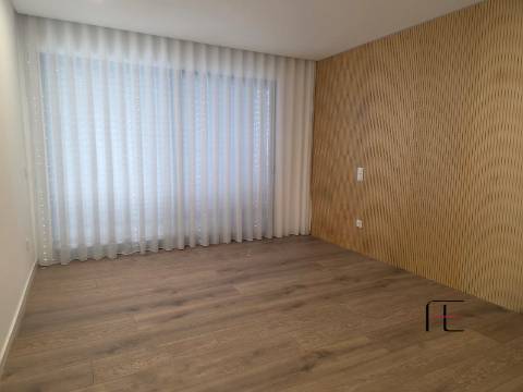 Apartamento T3 Venda em Caniço,Santa Cruz