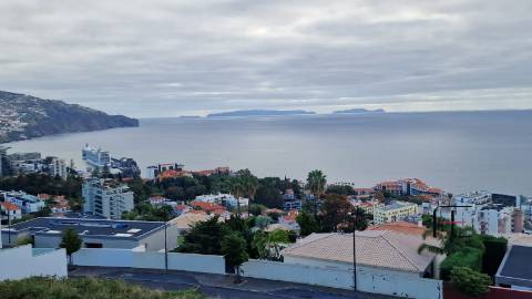 Moradia Isolada T4 Venda em São Martinho,Funchal