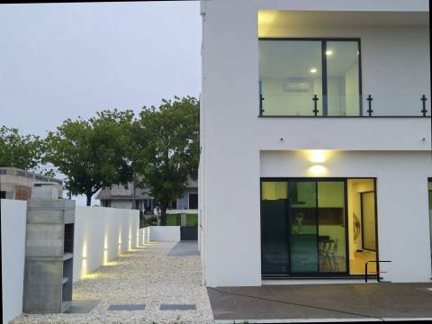 Moradia Geminada T4 Venda em Santa Joana,Aveiro