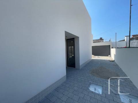 Moradia T3 Venda em Castêlo da Maia,Maia