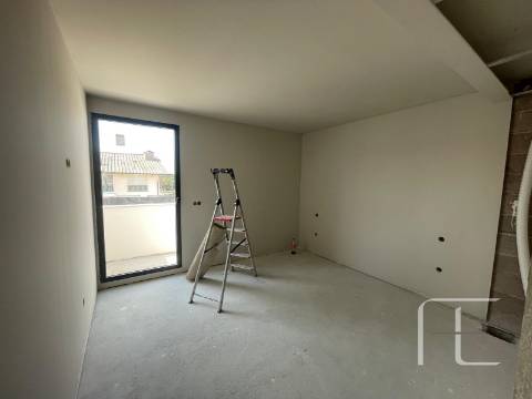 Moradia T3 Venda em Castêlo da Maia,Maia