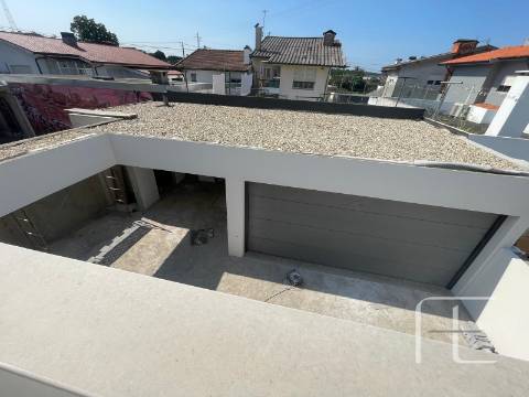 Moradia T3 Venda em Castêlo da Maia,Maia