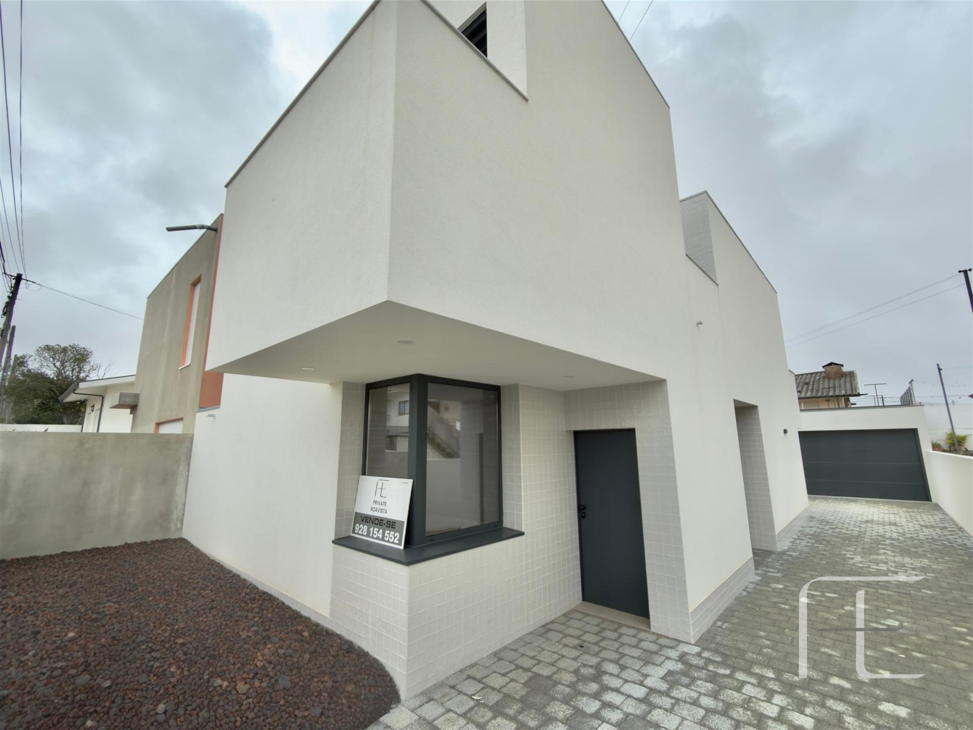 Moradia T3 Venda em Castêlo da Maia,Maia