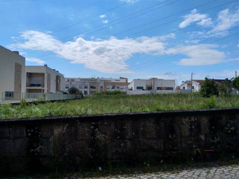 Terreno Urbano  Venda em Cidade da Maia,Maia