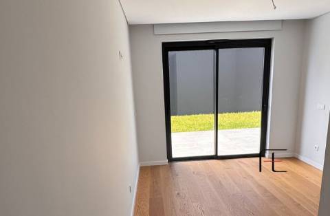 Apartamento T2 Venda em Santo António,Funchal