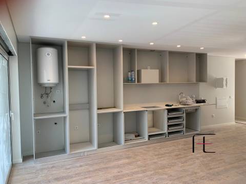 Apartamento T1+1 Centro de Braga Novo