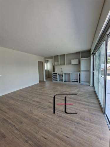 Apartamento T1+1 Centro de Braga Novo