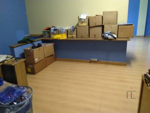 Loja  Venda em São Mamede de Infesta e Senhora da Hora,Matosinhos