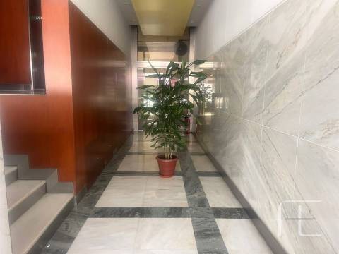 Escritório  Venda em Cedofeita, Santo Ildefonso, Sé, Miragaia, São Nicolau e Vitória,Porto