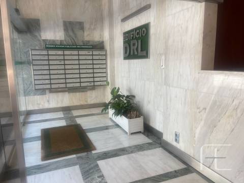 Escritório  Venda em Cedofeita, Santo Ildefonso, Sé, Miragaia, São Nicolau e Vitória,Porto