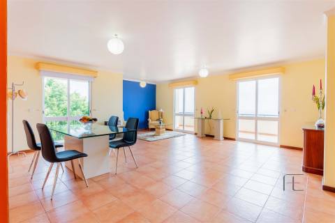 Apartamento T3 Venda em Caniço,Santa Cruz