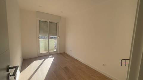 Apartamento T3 Venda em Águas Livres,Amadora