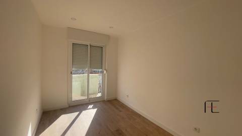 Apartamento T3 Venda em Águas Livres,Amadora