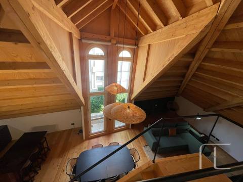 Apartamento T2 DUPLEX Venda em Cedofeita, Santo Ildefonso, Sé, Miragaia, São Nicolau e Vitória,Porto