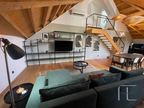 Apartamento T2 DUPLEX Venda em Cedofeita, Santo Ildefonso, Sé, Miragaia, São Nicolau e Vitória,Porto