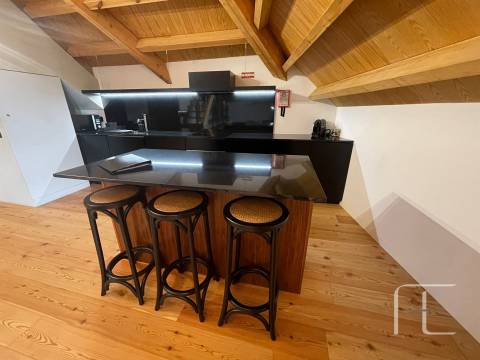 Apartamento T2 DUPLEX Venda em Cedofeita, Santo Ildefonso, Sé, Miragaia, São Nicolau e Vitória,Porto