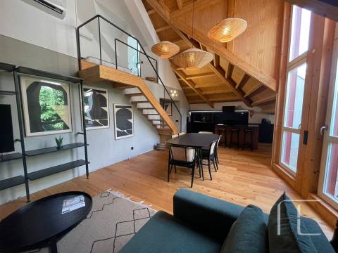 Apartamento T2 DUPLEX Venda em Cedofeita, Santo Ildefonso, Sé, Miragaia, São Nicolau e Vitória,Porto