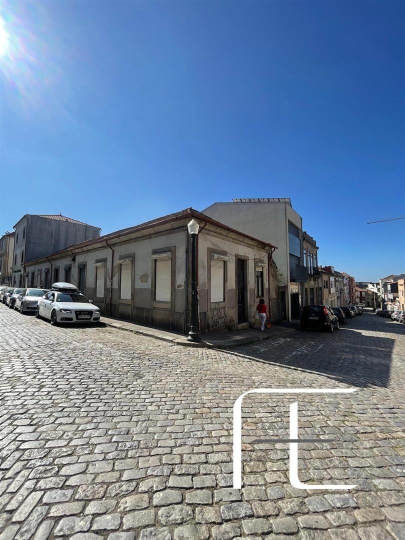 Terreno Para Construção  Venda em Cedofeita, Santo Ildefonso, Sé, Miragaia, São Nicolau e Vitória,Porto