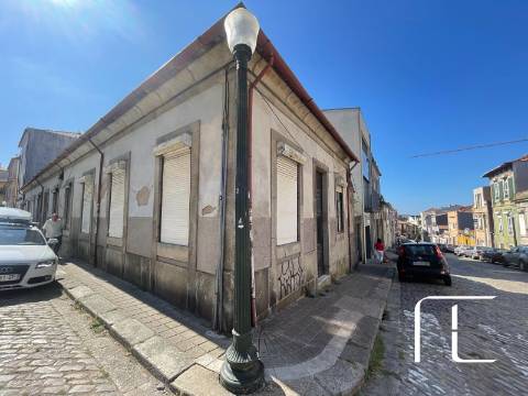 Terreno Para Construção  Venda em Cedofeita, Santo Ildefonso, Sé, Miragaia, São Nicolau e Vitória,Porto