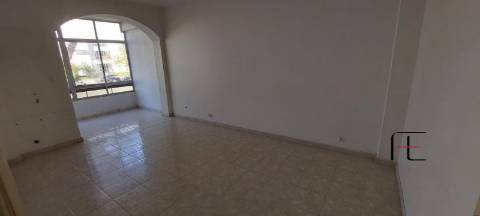 Apartamento T2 Venda em Oeiras e São Julião da Barra, Paço de Arcos e Caxias,Oeiras