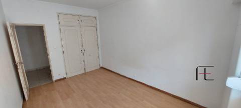 Apartamento T2 Venda em Oeiras e São Julião da Barra, Paço de Arcos e Caxias,Oeiras