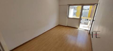 Apartamento T2 Venda em Oeiras e São Julião da Barra, Paço de Arcos e Caxias,Oeiras