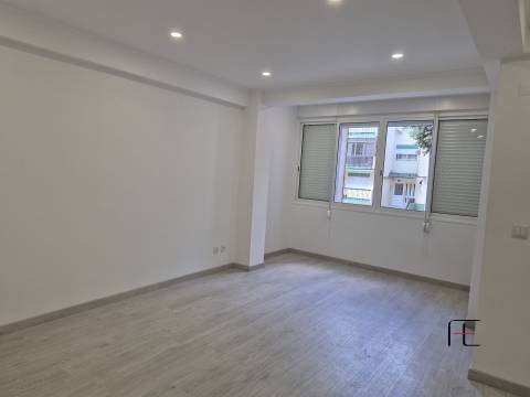 Apartamento T2 Venda em Águas Livres,Amadora