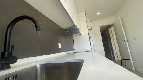 Apartamento T3 Venda em Odivelas,Odivelas