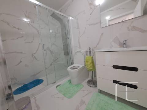Apartamento T3 Venda em Ramalde,Porto