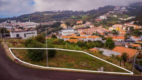 Lote de Terreno  Venda em Caniço,Santa Cruz