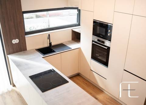 Moradia Geminada T4 Venda em Monte Córdova,Santo Tirso