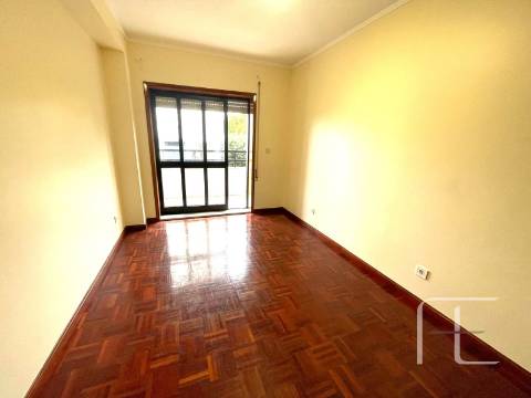 Apartamento T3 Arrendamento em Paranhos,Porto