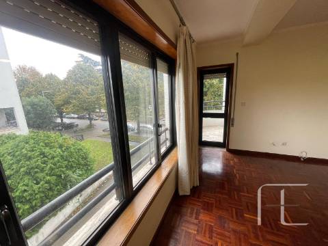 Apartamento T3 Arrendamento em Paranhos,Porto
