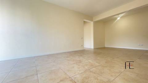 Apartamento T2 Venda em Algueirão-Mem Martins,Sintra