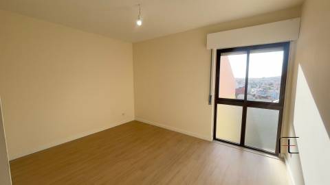 Apartamento T2 Venda em Algueirão-Mem Martins,Sintra