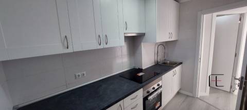 Apartamento T2 Venda em Pontinha e Famões,Odivelas