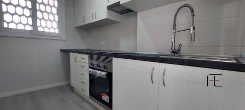 Apartamento T2 Venda em Pontinha e Famões,Odivelas