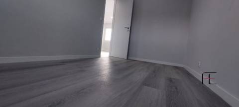 Apartamento T2 Venda em Pontinha e Famões,Odivelas