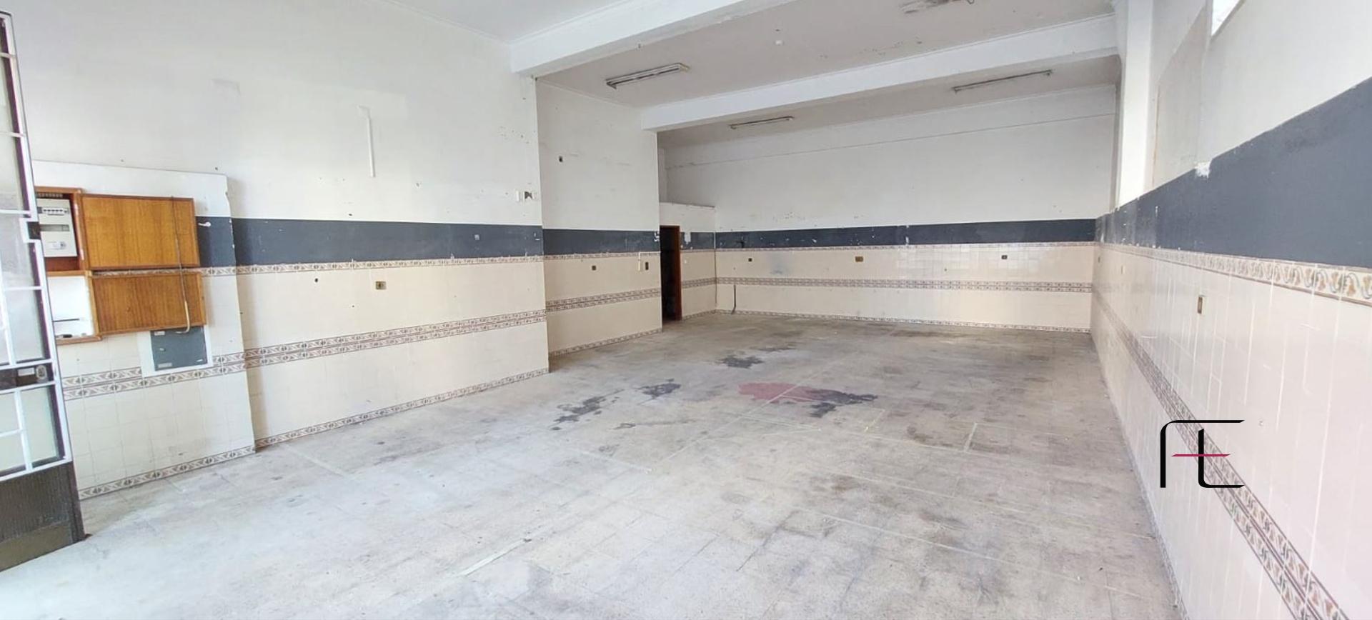 Loja  Venda em Águas Livres,Amadora