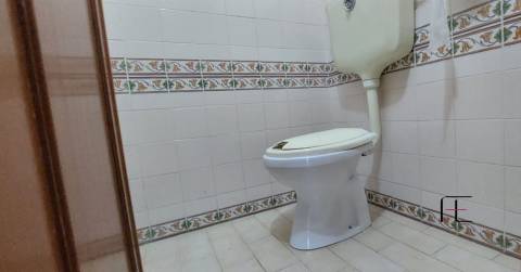 Loja  Venda em Águas Livres,Amadora