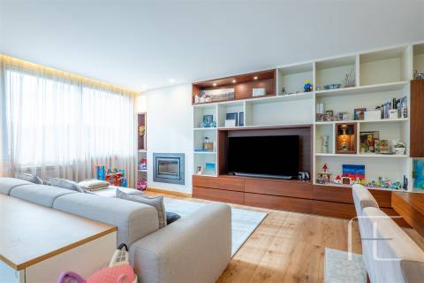 Apartamento T3 Venda em Oliveira do Douro,Vila Nova de Gaia