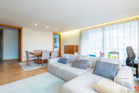 Apartamento T3 Venda em Oliveira do Douro,Vila Nova de Gaia