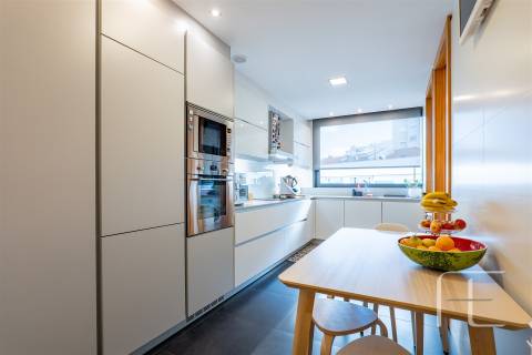 Apartamento T3 Venda em Oliveira do Douro,Vila Nova de Gaia