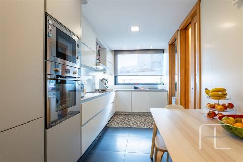 Apartamento T3 Venda em Oliveira do Douro,Vila Nova de Gaia