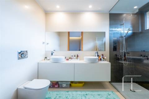 Apartamento T3 Venda em Oliveira do Douro,Vila Nova de Gaia