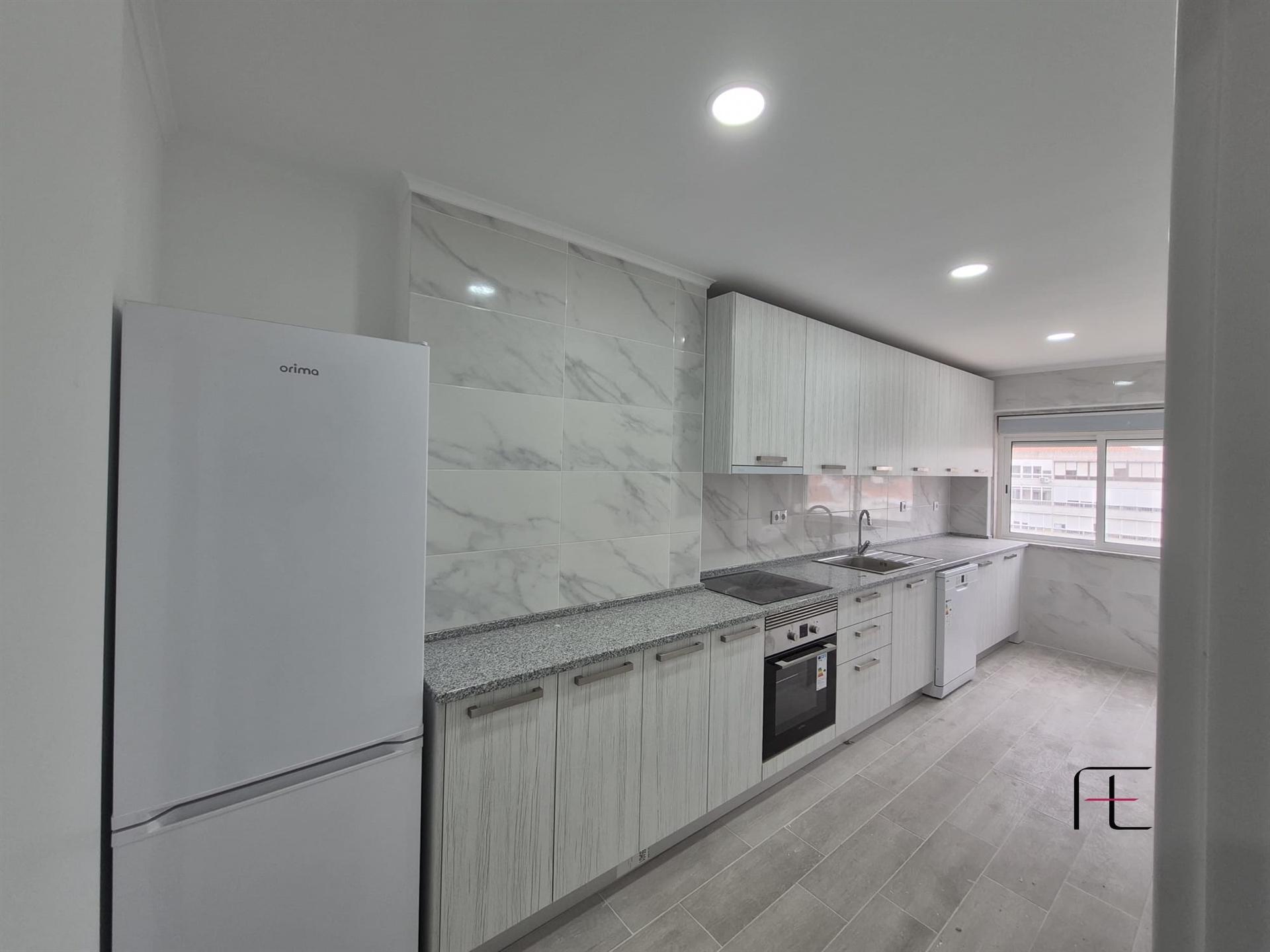 Apartamento T3 Venda em Venteira,Amadora