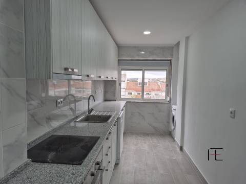 Apartamento T3 Venda em Venteira,Amadora