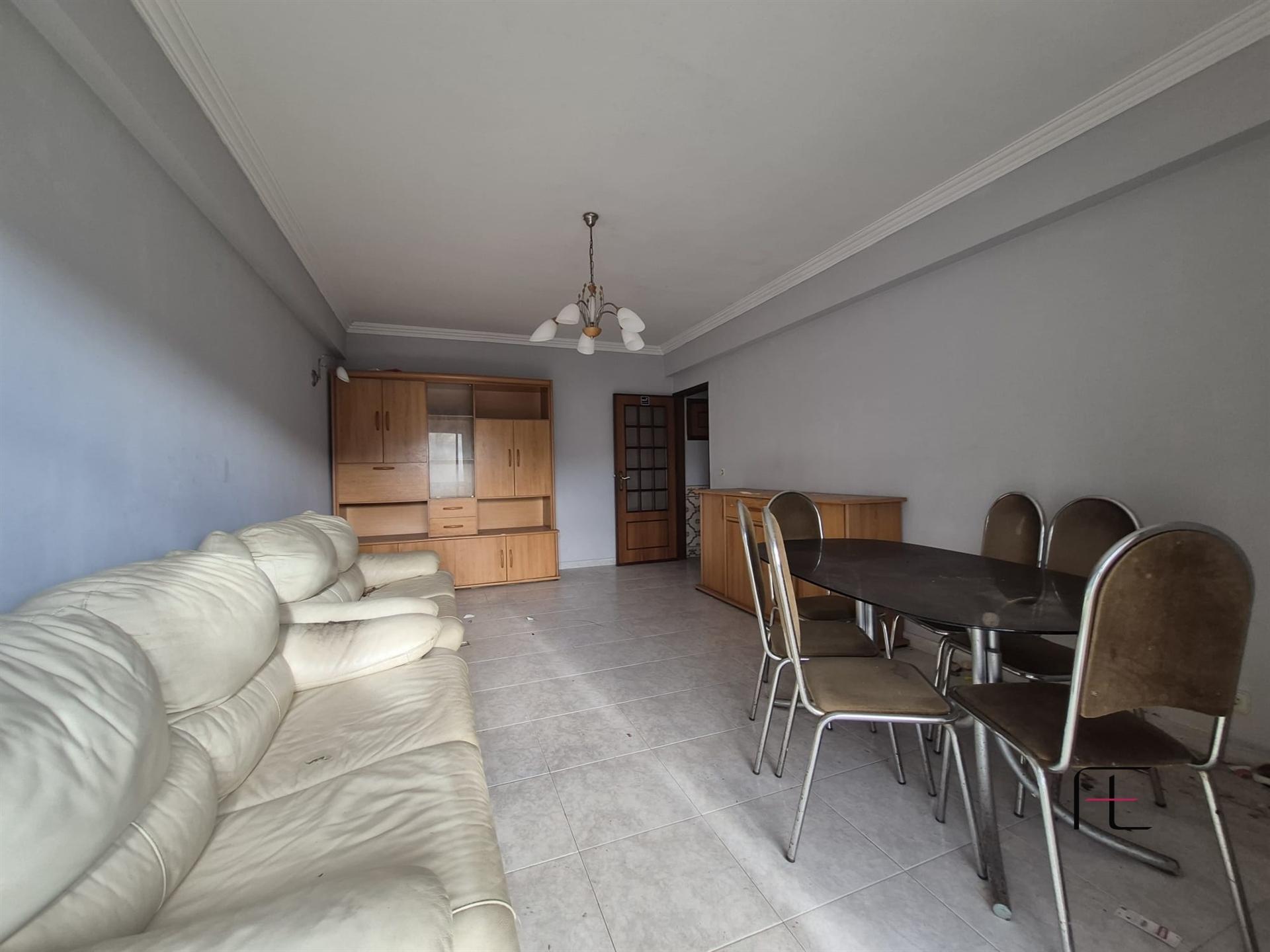 Apartamento T2 Venda em Cacém e São Marcos,Sintra