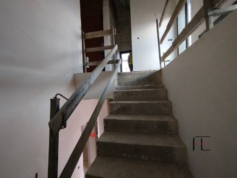 Apartamento T3 DUPLEX Venda em Aradas,Aveiro
