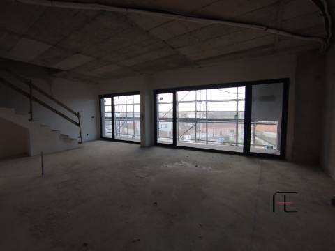 Apartamento T3 DUPLEX Venda em Aradas,Aveiro